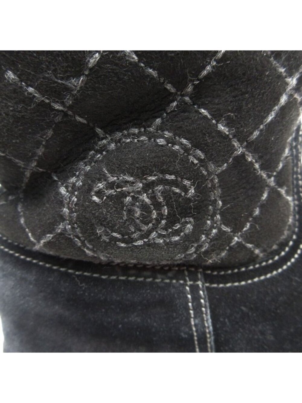Chanel Boots CC Logo Quilted Shearling Boa Black - Picture 6 of 9
